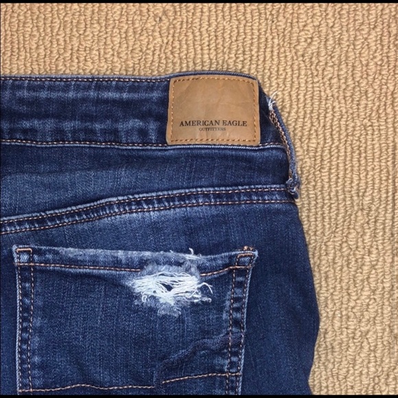 American eagle ripped jeans - Picture 3 of 5